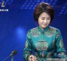 明星把衣服撑破,明星时尚瞬间，衣衫难挡的魅力瞬间