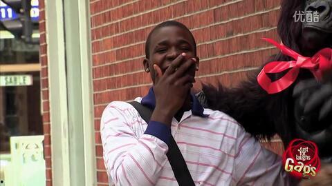 老外整人搞笑视频