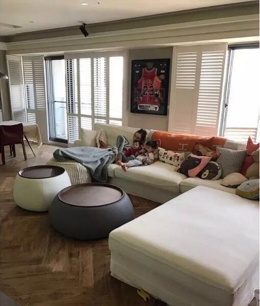 明星孩子的房间,揭秘明星孩子房间的时尚与温馨”